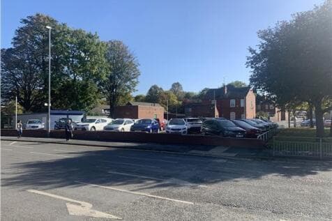 Retail Property (high street) to rent Image 3
