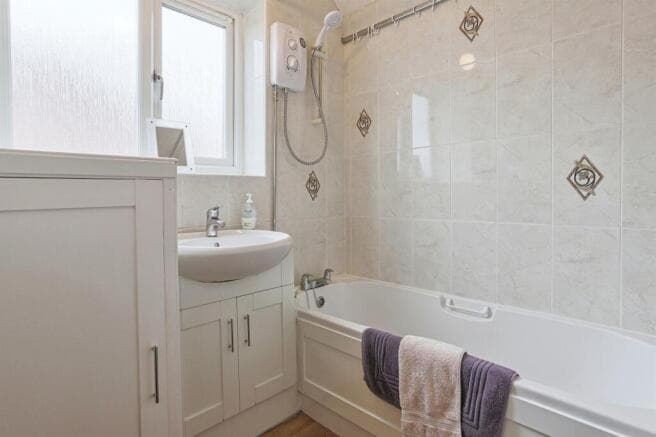 3 bed Detached for sale Image 8