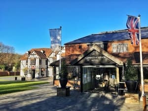 Accommodation at Donnington Manor Hotel in london biggin hill airport