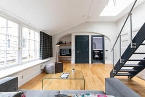 Linton Collection - 28 North Bridge