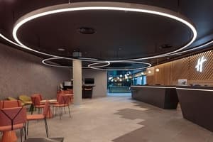 Holiday Inn London Heathrow - Bath Road by IHG