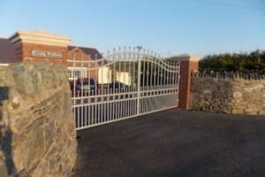 Accommodation at Craig Eithin B &  B Holyhead in anglesey airport