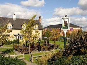Premier Inn Wakefield South - M1 Jct39