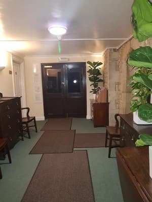 Accommodation at The Schoolhouse Hotel in mod lyneham