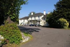 Accommodation at Alton House Hotel in lasham airfield