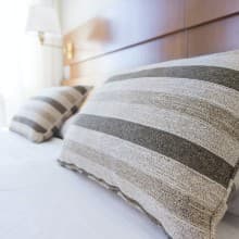 The New Inn by Roomsbooked