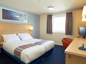 go2 Dundee Camperdown Hotel