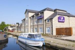 Premier Inn Huddersfield Central