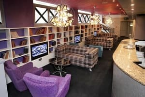 St James Hotel BW Premier Collection