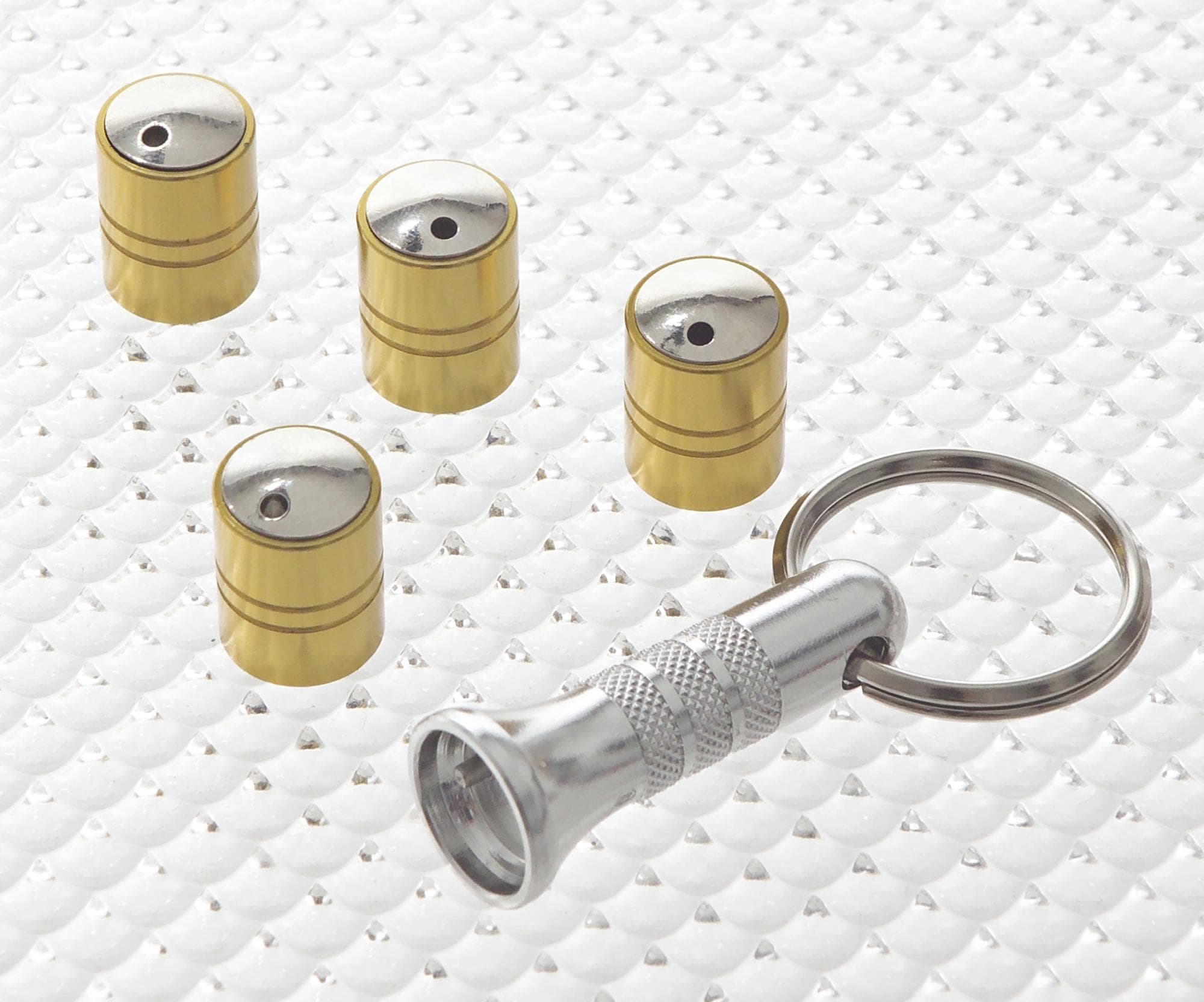 Richbrook Spinning Anti-Theft Caps Gold