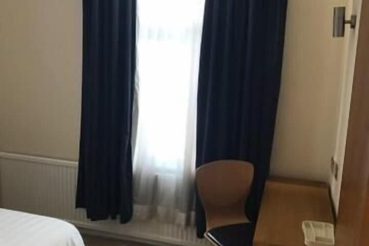 Corona Hotel Sheffield Meadowhall Image 9