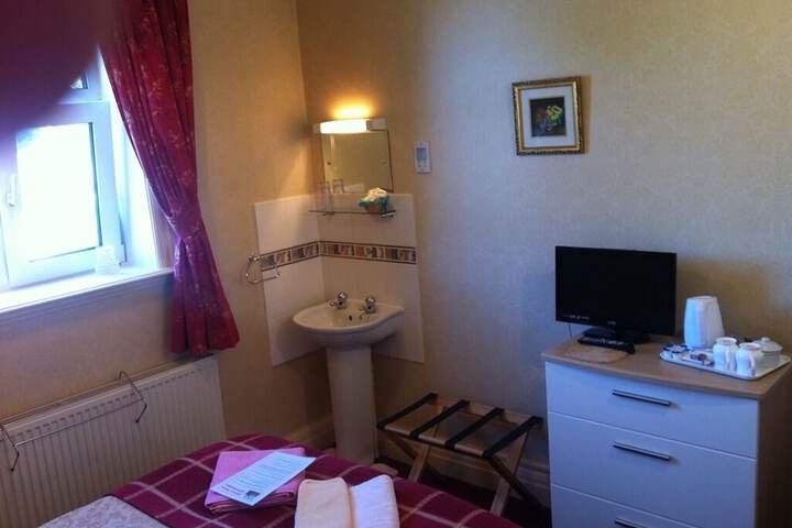 Midway House Image 11