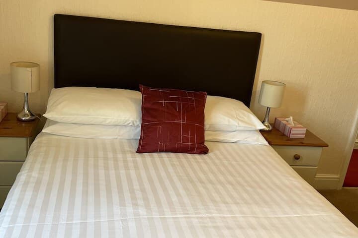 Diamonds Lodge Ltd Image 6