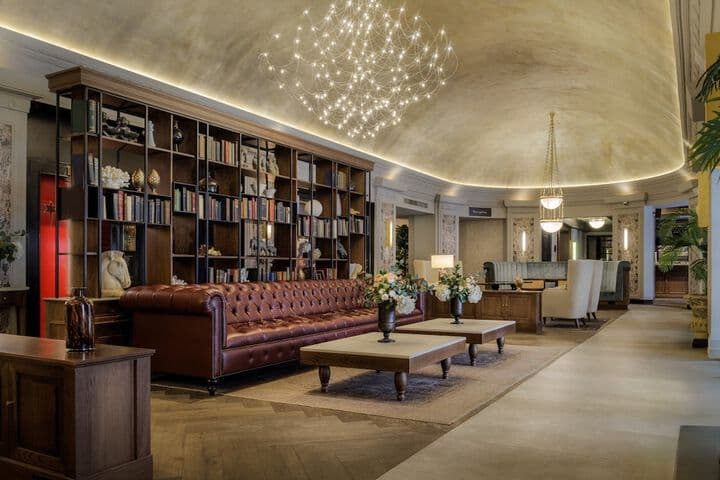 The Queens Hotel Image 7