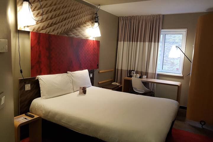 ibis Sheffield City Image 5