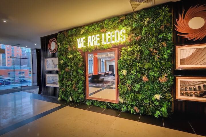 Clayton Hotel Leeds Image 5