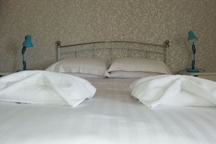 The Captain Cook Inn Image 6