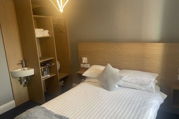 Diamonds Inn Ltd Image 8