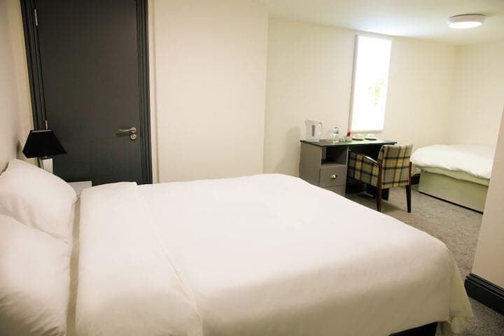 George Wright Boutique Hotel Bar &  Restaurant. Image 11