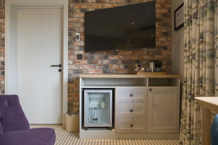 Sandburn Hall Hotel Image 6