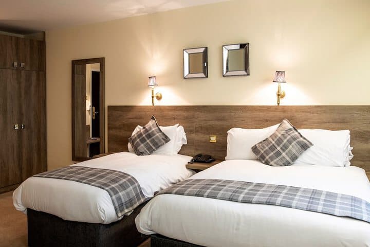 The Sitwell Arms Hotel Image 7