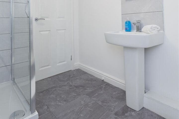 Live in Leeds Grange Apartments Image 9