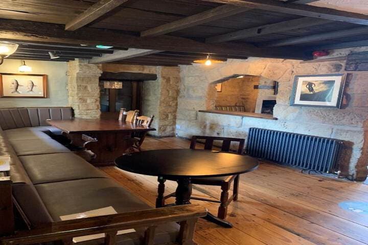 Ye Olde Mustard Pot Image 4