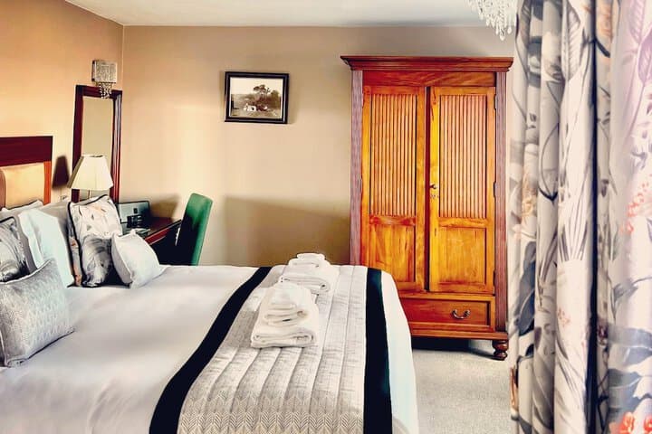 The Mallyan Spout Hotel Image 9