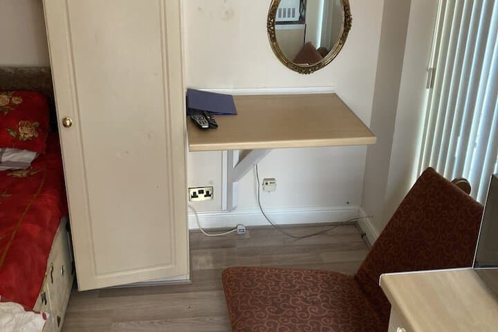 Harman Suites 1 &  2 Image 10