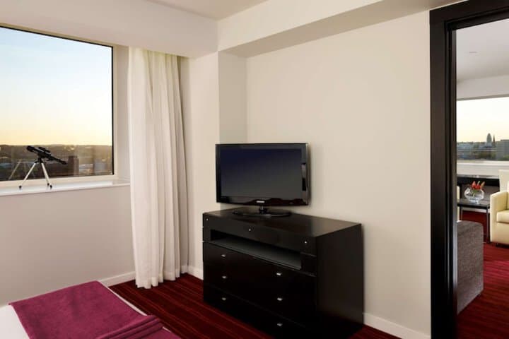 Park Plaza Leeds Image 11