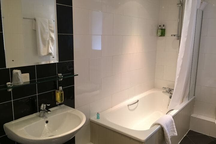 Crown Hotel Harrogate Image 7