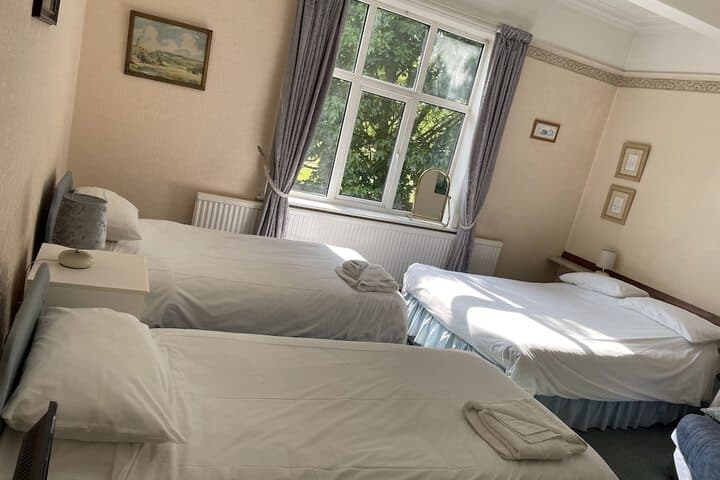 Emerald Residence Image 3