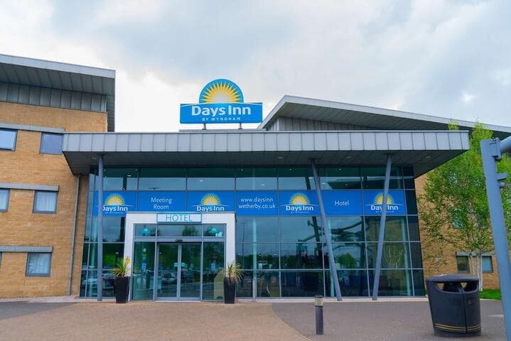 Days Inn by Wyndham Wetherby Image 2