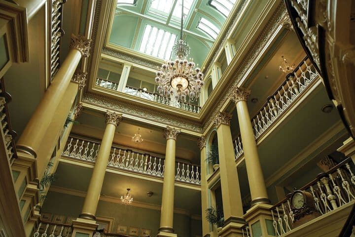 The Royal Hotel Image 1