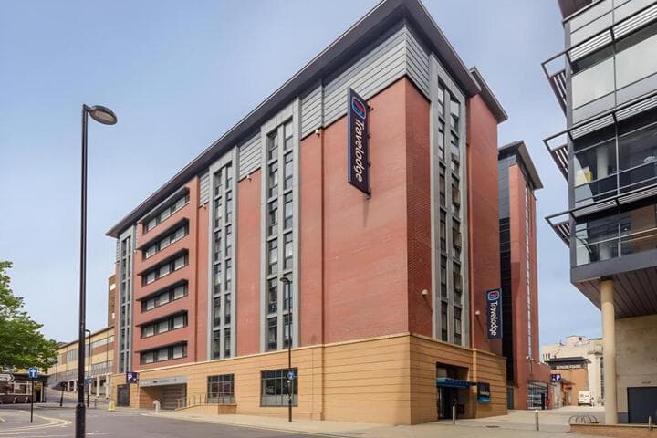 Travelodge Leeds Central Vicar Lane Image 2