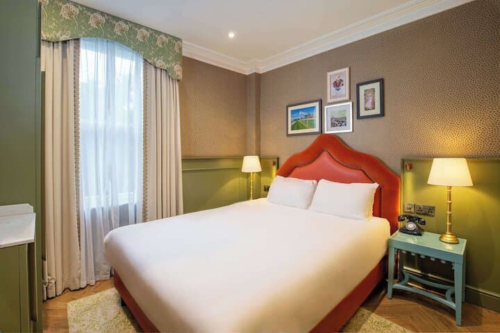 Elmbank York Tapestry Collection by Hilton Image 11