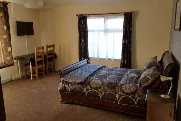 Brookfield Hotel Image 12