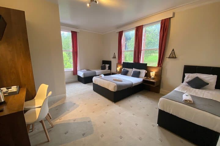 Green Gables Hotel Image 12