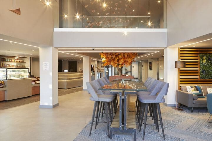 Roomzzz York City Image 4