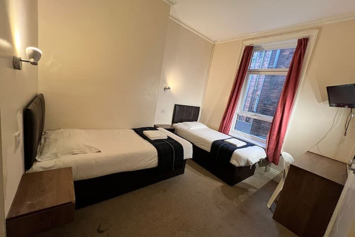 Green Gables Hotel Image 11