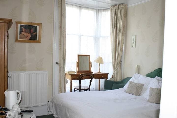 Holmwood House Hotel Image 2