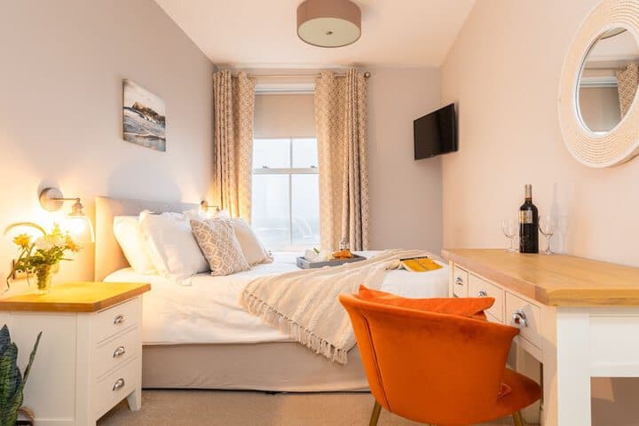 The Clarence Gardens Hotel BW Signature Collection Image 2