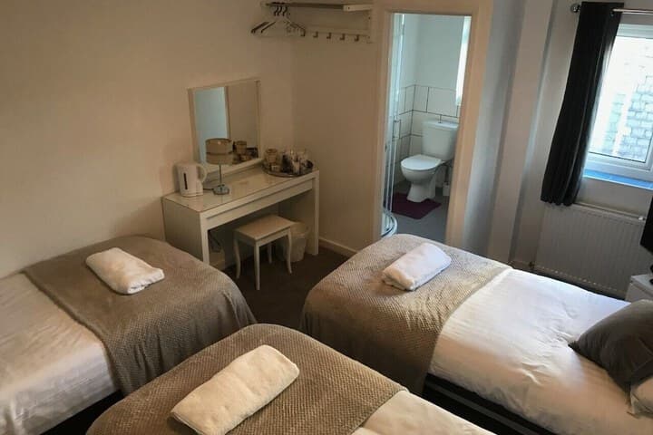 The Dalbury and Palmer Image 4