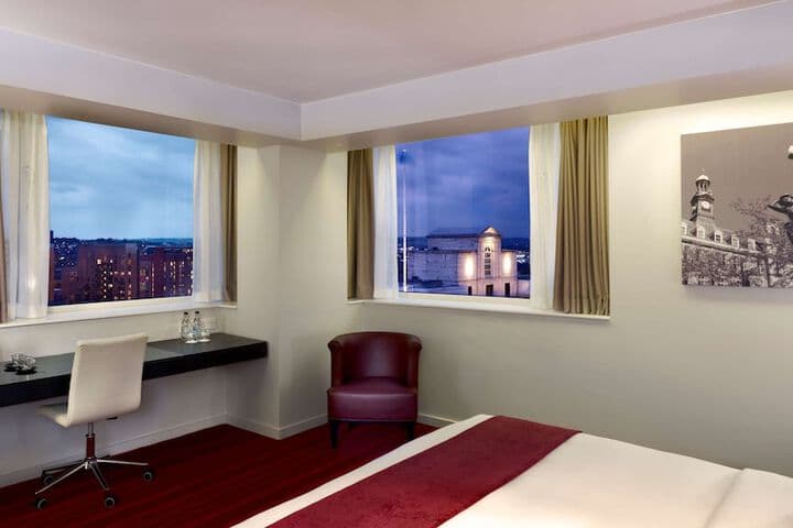 Park Plaza Leeds Image 8