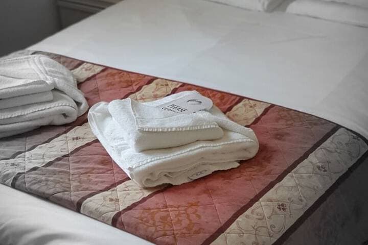 Delmont Hotel Image 8