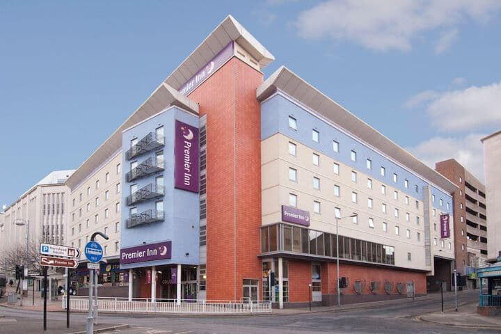 Premier Inn Sheffield / Barnsley - M1 Jct36 Image 8
