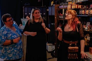 Villainous History and Rum Tasting Tour in York Indoor Experience