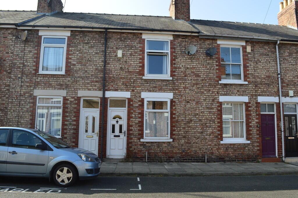 2 bedroom terraced house for rent in Finsbury Street, York, YO23 - Terraced House in york