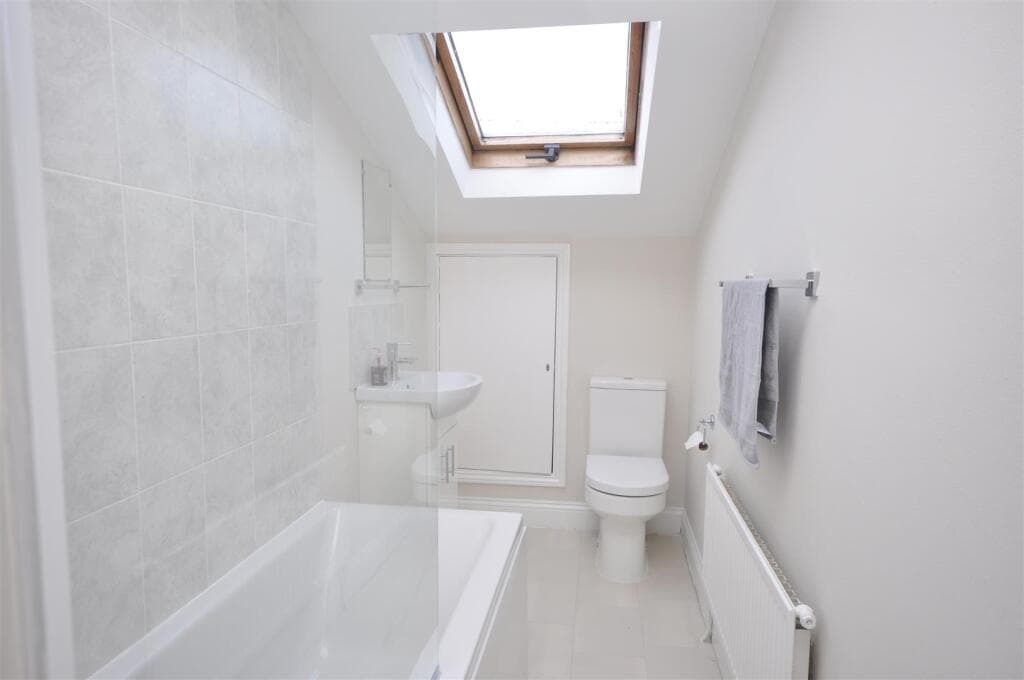 3 bedroom terraced house for rent in Queen Victoria Street, York, YO23 Image 3