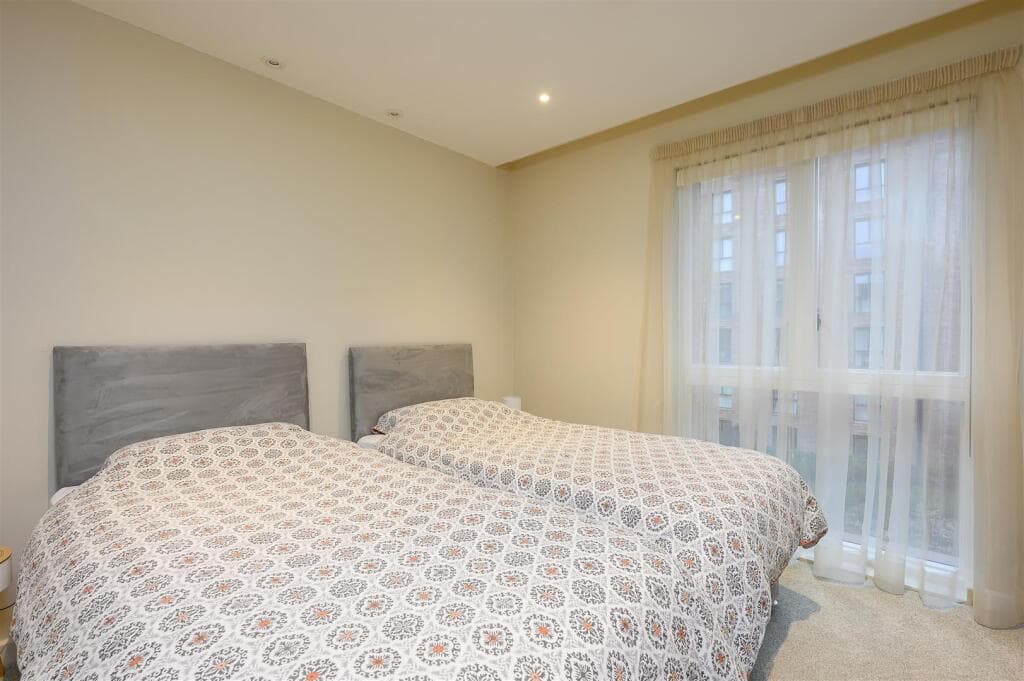 2 bedroom apartment for sale in 18 Victoria, Hudson Quarter, York YO1 6HP, YO1 Image 10